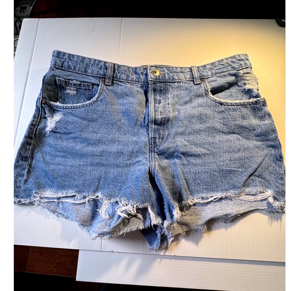 HM Women Blue Distressed Denim Shorts High Waisted Frayed Raw Hem Size 16